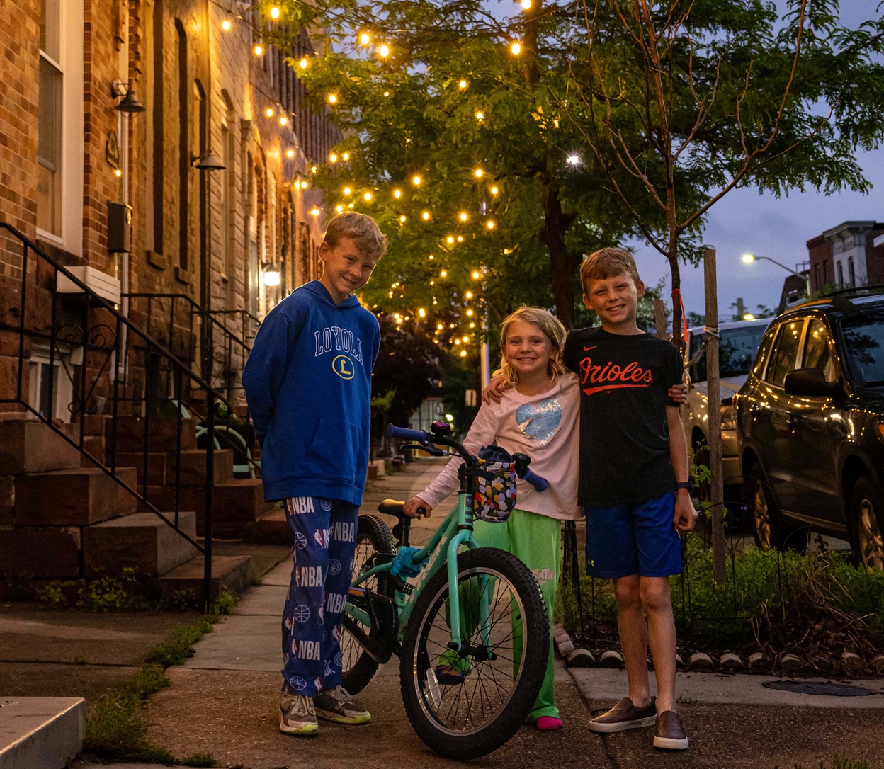 Neighbors Brighten the Night with Sidewalk Café Lights – South